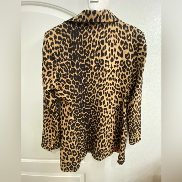 Leopard Print Jacket with Red inside Lining. 
Beautiful cinched waist fit - Picture 2 of 8